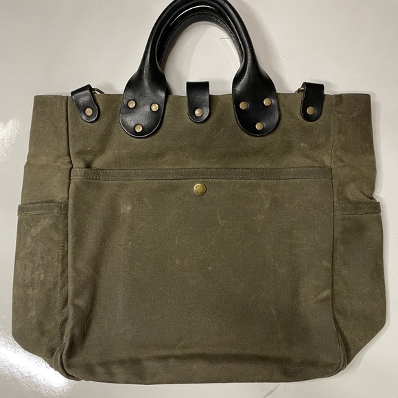 Winter Session Garrison Waxed Canvas Tote Bag with Black Leather Handles & Strap - Picture 5 of 6